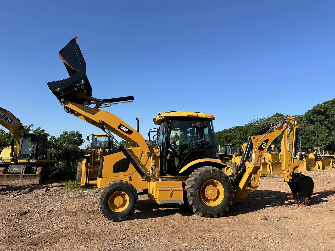 CATERPILLAR 420F2 - Φορτωτής εκσκαφέας: φωτογραφία 5 CATERPILLAR 420F2 - Φορτωτής εκσκαφέας: φωτογραφία 5