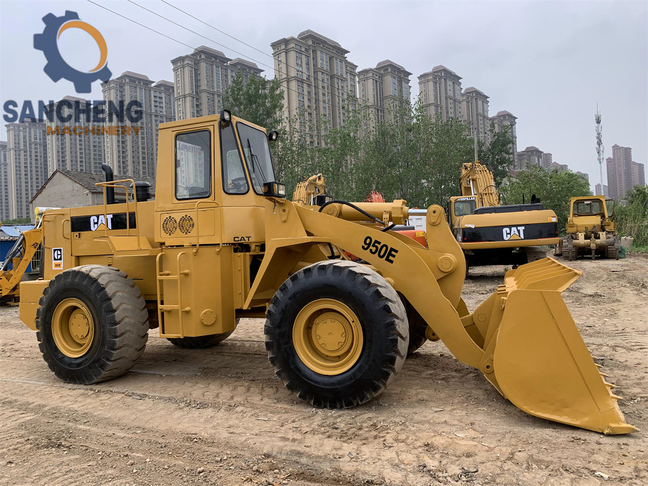 CATERPILLAR 950E - Ελαστιχοφόρος φορτωτής: φωτογραφία 2 CATERPILLAR 950E - Ελαστιχοφόρος φορτωτής: φωτογραφία 2