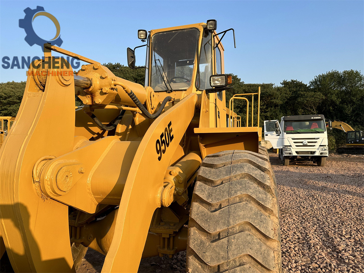 CATERPILLAR 950E - Ελαστιχοφόρος φορτωτής: φωτογραφία 5 CATERPILLAR 950E - Ελαστιχοφόρος φορτωτής: φωτογραφία 5