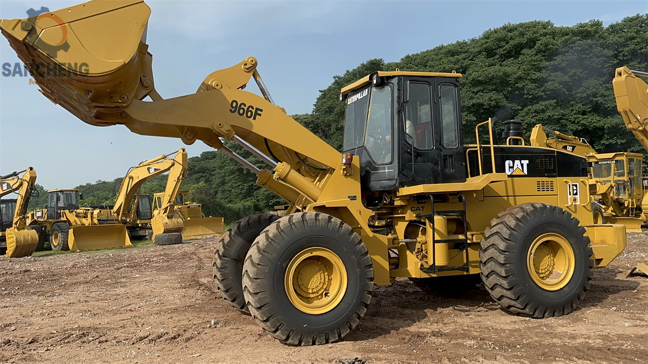 CATERPILLAR 966F - Ελαστιχοφόρος φορτωτής: φωτογραφία 2 CATERPILLAR 966F - Ελαστιχοφόρος φορτωτής: φωτογραφία 2