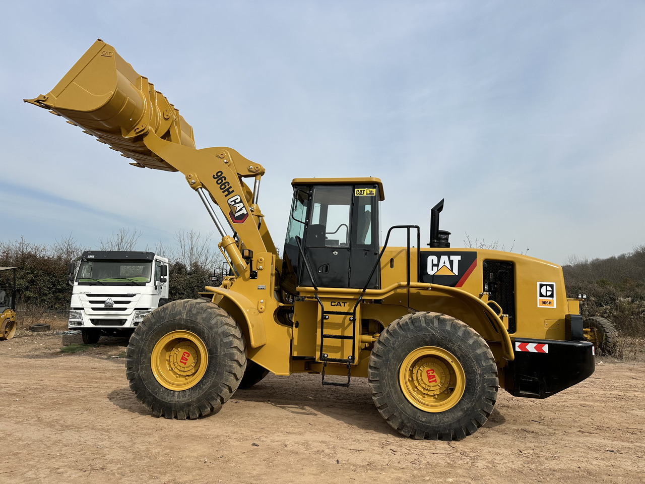 CATERPILLAR 966H - Ελαστιχοφόρος φορτωτής: φωτογραφία 2 CATERPILLAR 966H - Ελαστιχοφόρος φορτωτής: φωτογραφία 2