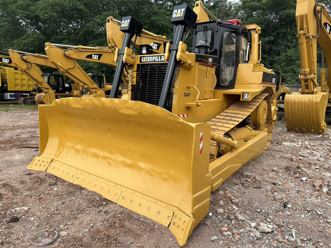 CATERPILLAR D7R - Μπουλντόζα: φωτογραφία 3 CATERPILLAR D7R - Μπουλντόζα: φωτογραφία 3