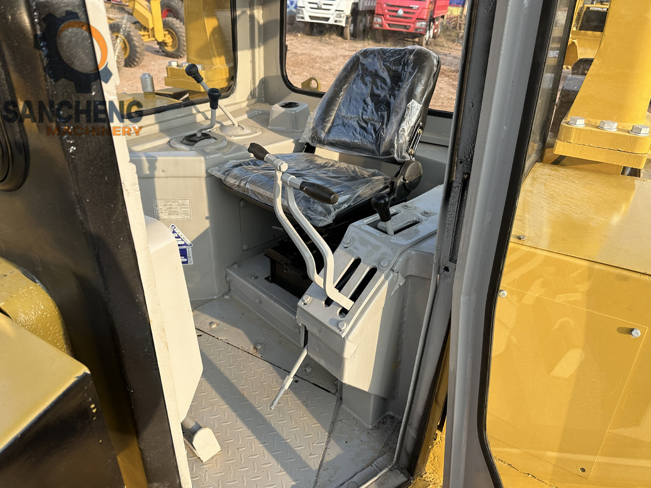 CATERPILLAR D8R - Μπουλντόζα: φωτογραφία 5 CATERPILLAR D8R - Μπουλντόζα: φωτογραφία 5