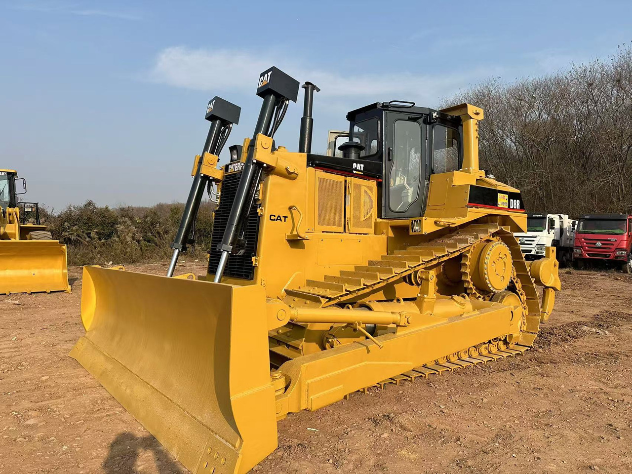 CATERPILLAR D8R - Μπουλντόζα: φωτογραφία 1 CATERPILLAR D8R - Μπουλντόζα: φωτογραφία 1