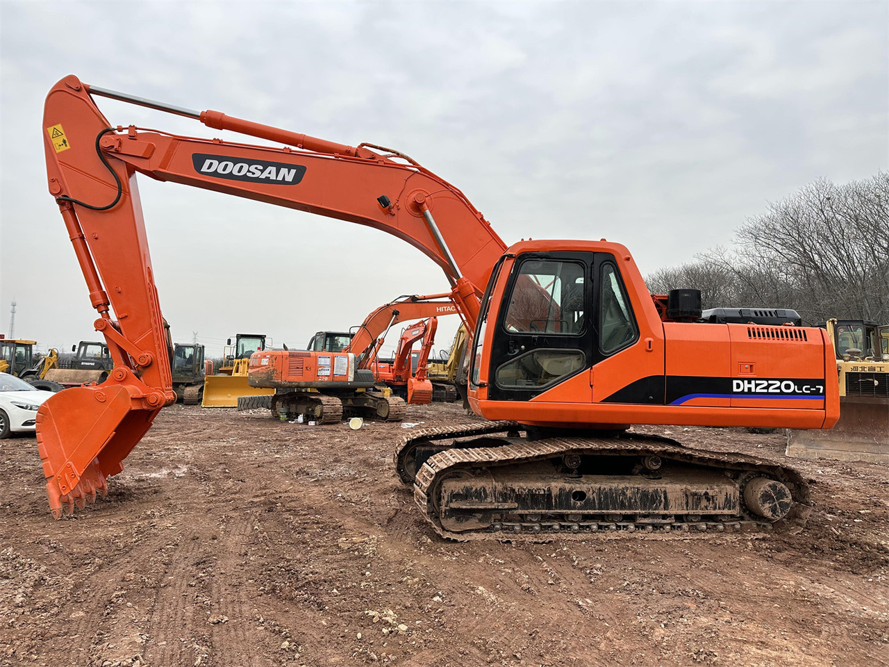 DOOSAN DH220 excavator - Ερπυστριοφόρος εκσκαφέας: φωτογραφία 1 DOOSAN DH220 excavator - Ερπυστριοφόρος εκσκαφέας: φωτογραφία 1