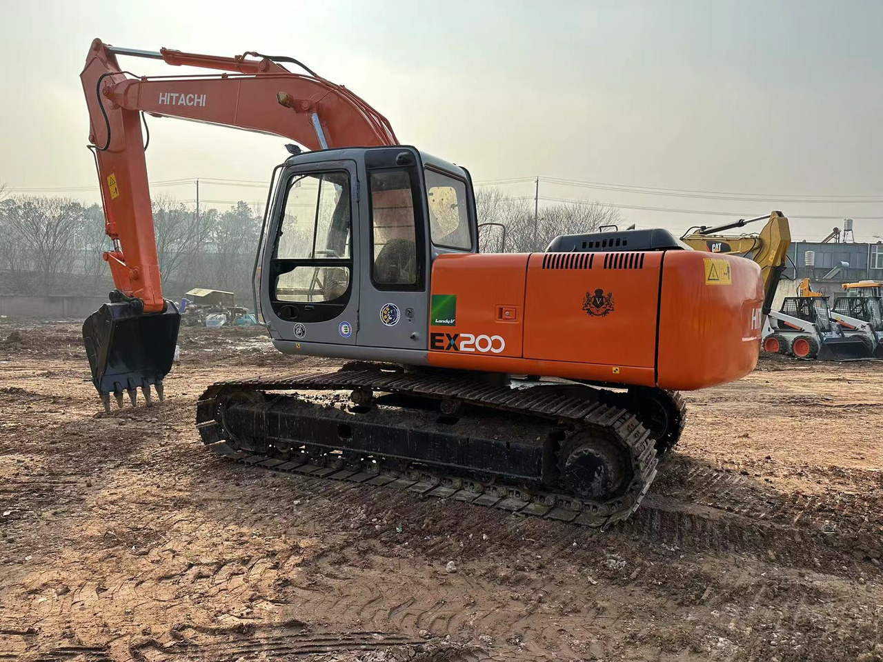 HITACHI EX200 - Εκσκαφέας: φωτογραφία 1 HITACHI EX200 - Εκσκαφέας: φωτογραφία 1