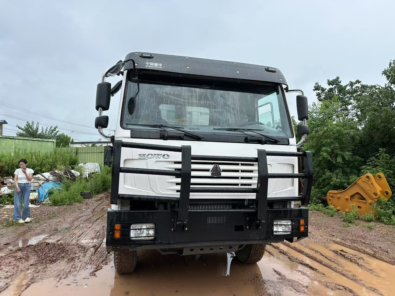 HOWO 371hp - Φορτηγό ανατρεπόμενο: φωτογραφία 2 HOWO 371hp - Φορτηγό ανατρεπόμενο: φωτογραφία 2