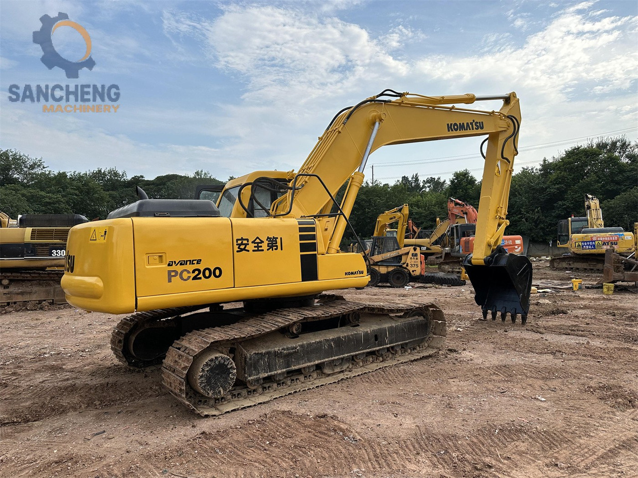 KOMATSU PC200-6 - Ερπυστριοφόρος εκσκαφέας: φωτογραφία 1 KOMATSU PC200-6 - Ερπυστριοφόρος εκσκαφέας: φωτογραφία 1
