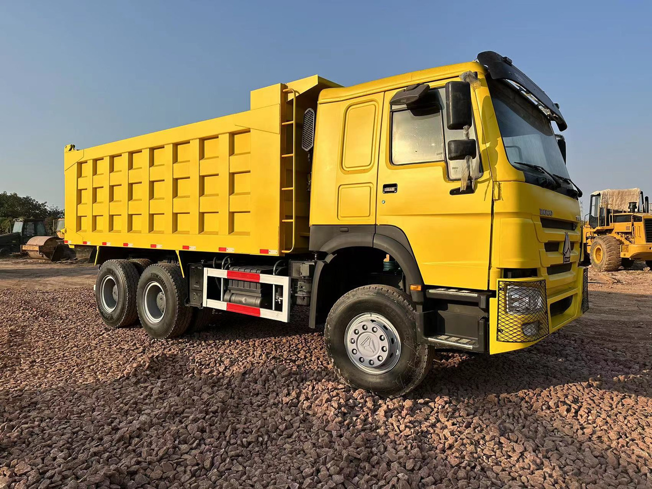SINOTRUK HOWO 371 Dump Truck - Φορτηγό ανατρεπόμενο: φωτογραφία 4 SINOTRUK HOWO 371 Dump Truck - Φορτηγό ανατρεπόμενο: φωτογραφία 4