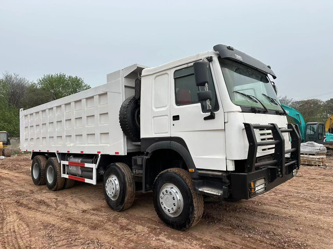 SINOTRUK HOWO 371 with Bumper - Φορτηγό ανατρεπόμενο: φωτογραφία 4 SINOTRUK HOWO 371 with Bumper - Φορτηγό ανατρεπόμενο: φωτογραφία 4