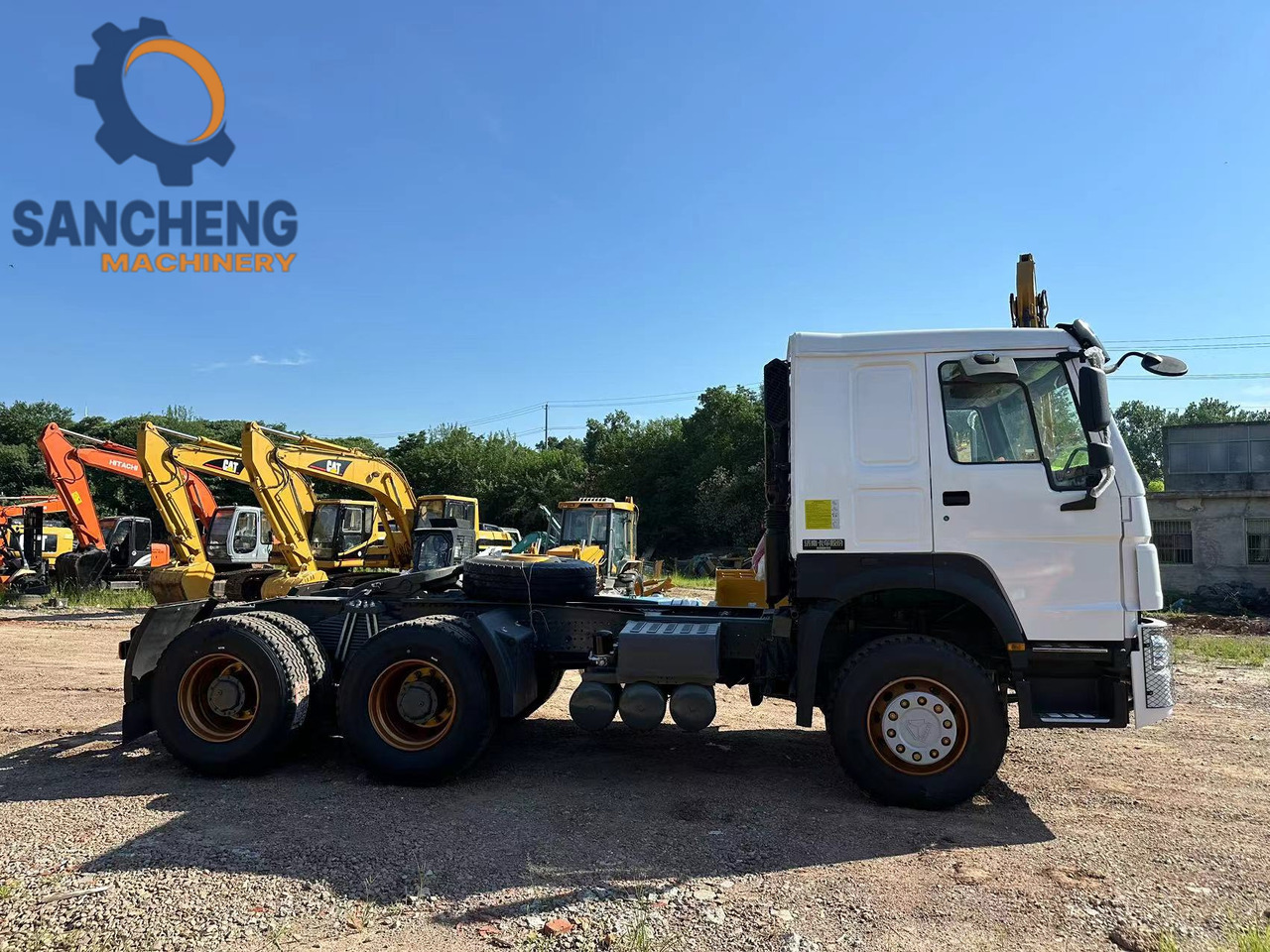 SINOTRUK HOWO Truck Head 371 - Τράκτορας: φωτογραφία 4 SINOTRUK HOWO Truck Head 371 - Τράκτορας: φωτογραφία 4