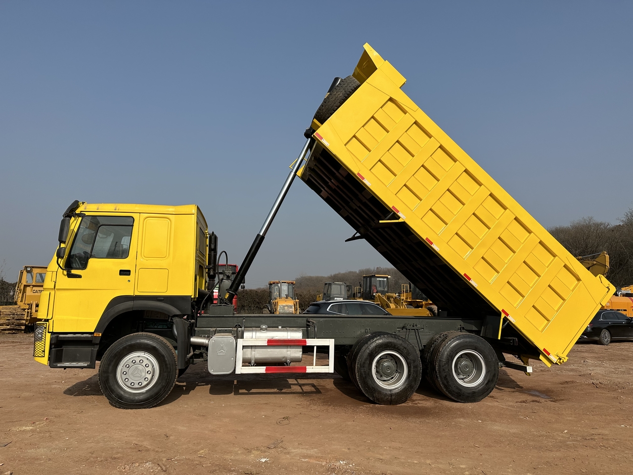 SINOTRUK Howo Dump truck 371 - Φορτηγό ανατρεπόμενο: φωτογραφία 5 SINOTRUK Howo Dump truck 371 - Φορτηγό ανατρεπόμενο: φωτογραφία 5