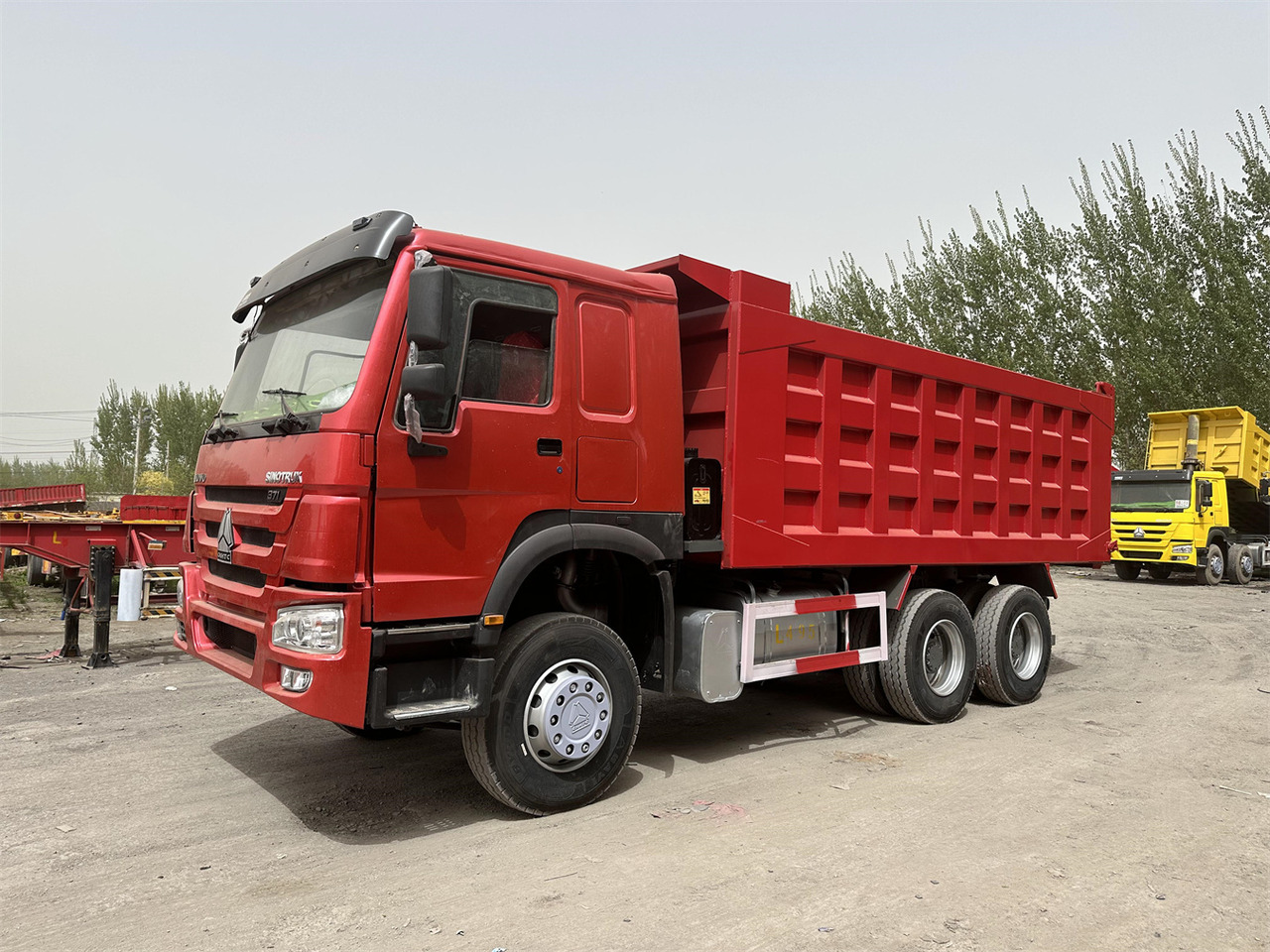 SINOTRUK Howo Dump truck 371 - Φορτηγό ανατρεπόμενο: φωτογραφία 1 SINOTRUK Howo Dump truck 371 - Φορτηγό ανατρεπόμενο: φωτογραφία 1
