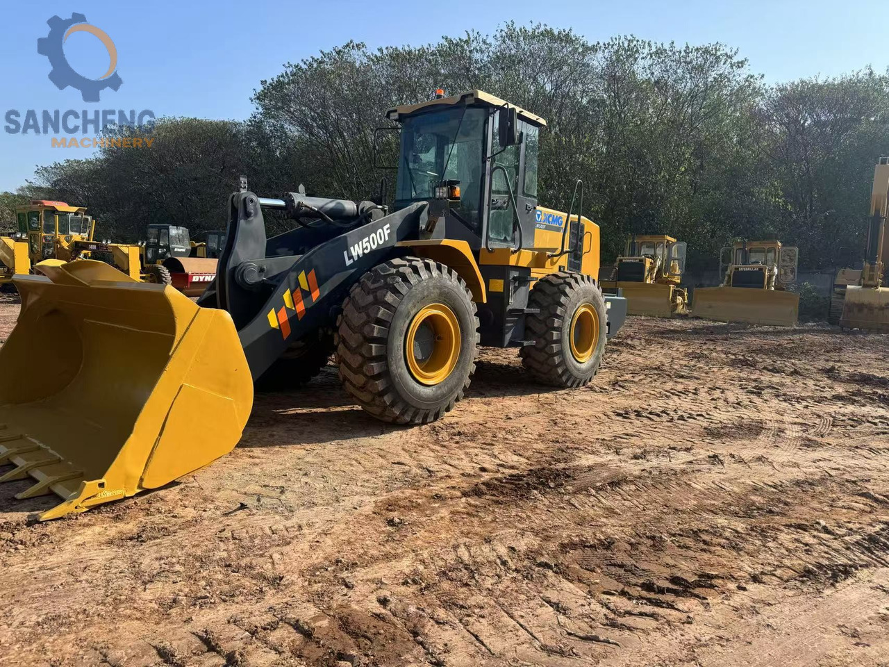 XCMG LW500F - Ελαστιχοφόρος φορτωτής: φωτογραφία 2 XCMG LW500F - Ελαστιχοφόρος φορτωτής: φωτογραφία 2