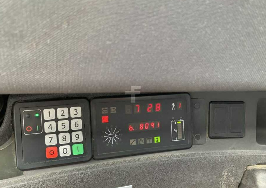 BT RRE160MC - Ανυψωτικό στενών δρόμων: φωτογραφία 5 BT RRE160MC - Ανυψωτικό στενών δρόμων: φωτογραφία 5