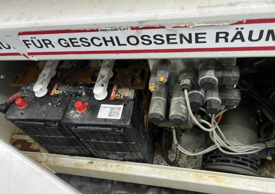 Holland-Lift ECOSTAR HL-11812 - Ψαλιδωτό ανυψωτικό: φωτογραφία 5 Holland-Lift ECOSTAR HL-11812 - Ψαλιδωτό ανυψωτικό: φωτογραφία 5