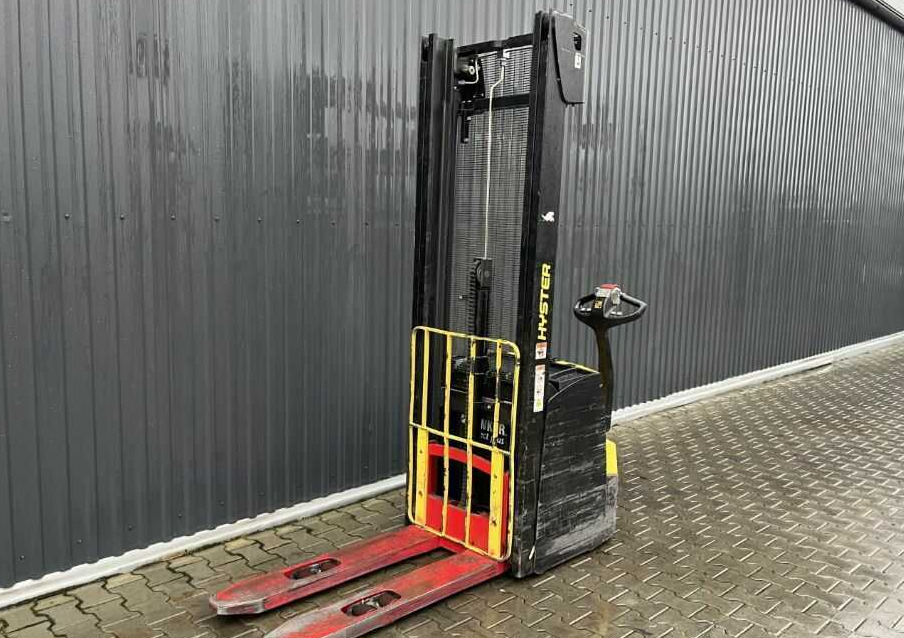 Hyster S1.6 - Μηχάνημα στοίβαξης: φωτογραφία 1 Hyster S1.6 - Μηχάνημα στοίβαξης: φωτογραφία 1