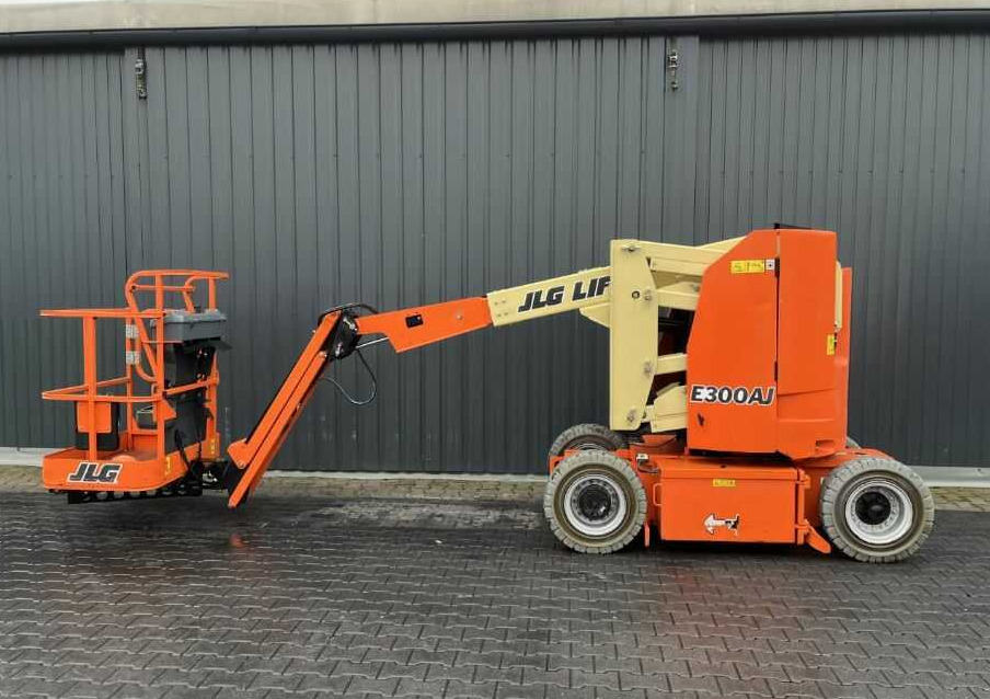 JLG E300AJ - Καλαθοφόρο ανυψωτικό: φωτογραφία 2 JLG E300AJ - Καλαθοφόρο ανυψωτικό: φωτογραφία 2