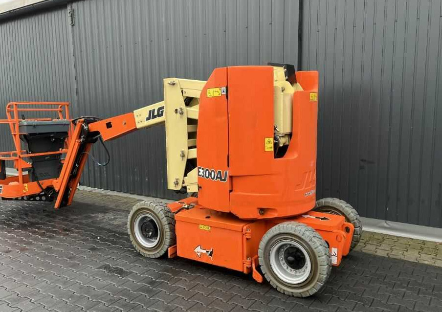 JLG E300AJ - Καλαθοφόρο ανυψωτικό: φωτογραφία 3 JLG E300AJ - Καλαθοφόρο ανυψωτικό: φωτογραφία 3