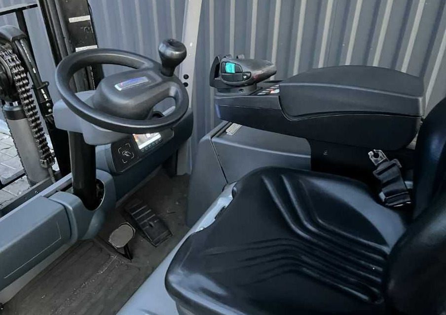 Μίσθωση  Jungheinrich EFG215 Jungheinrich EFG215: φωτογραφία 7