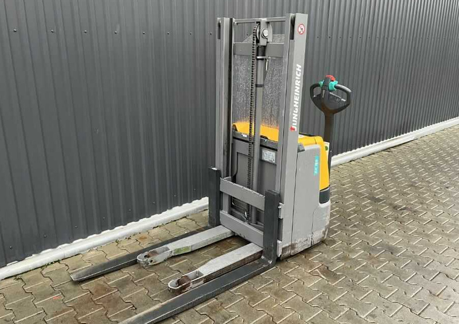 Jungheinrich EJC110 - Μηχάνημα στοίβαξης: φωτογραφία 1 Jungheinrich EJC110 - Μηχάνημα στοίβαξης: φωτογραφία 1