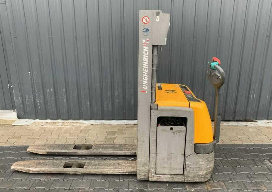 Jungheinrich EJC214 - Μηχάνημα στοίβαξης: φωτογραφία 2 Jungheinrich EJC214 - Μηχάνημα στοίβαξης: φωτογραφία 2