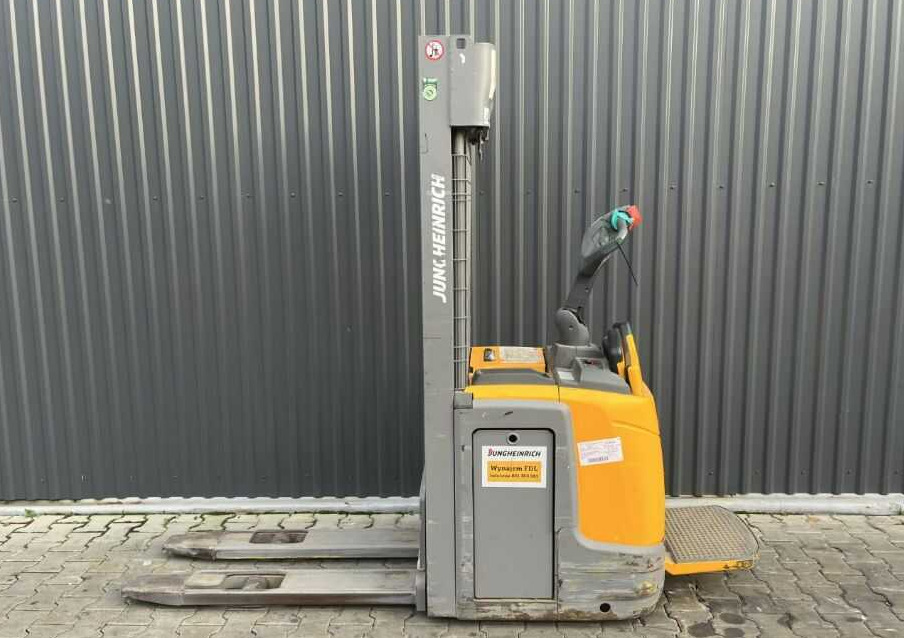 Jungheinrich ERC212 - Μηχάνημα στοίβαξης: φωτογραφία 2 Jungheinrich ERC212 - Μηχάνημα στοίβαξης: φωτογραφία 2