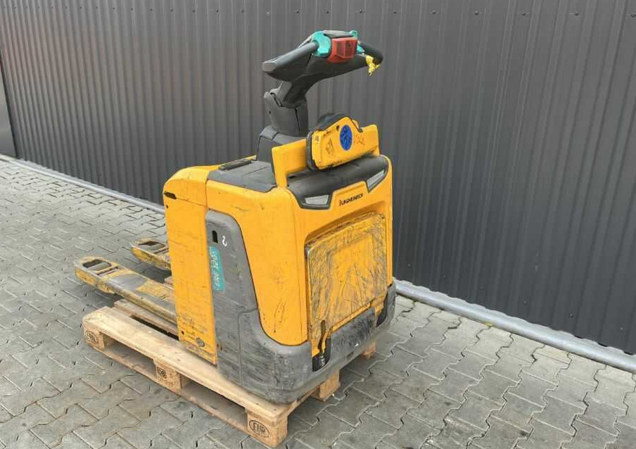 Jungheinrich ERE120 - Μηχάνημα στοίβαξης: φωτογραφία 3 Jungheinrich ERE120 - Μηχάνημα στοίβαξης: φωτογραφία 3