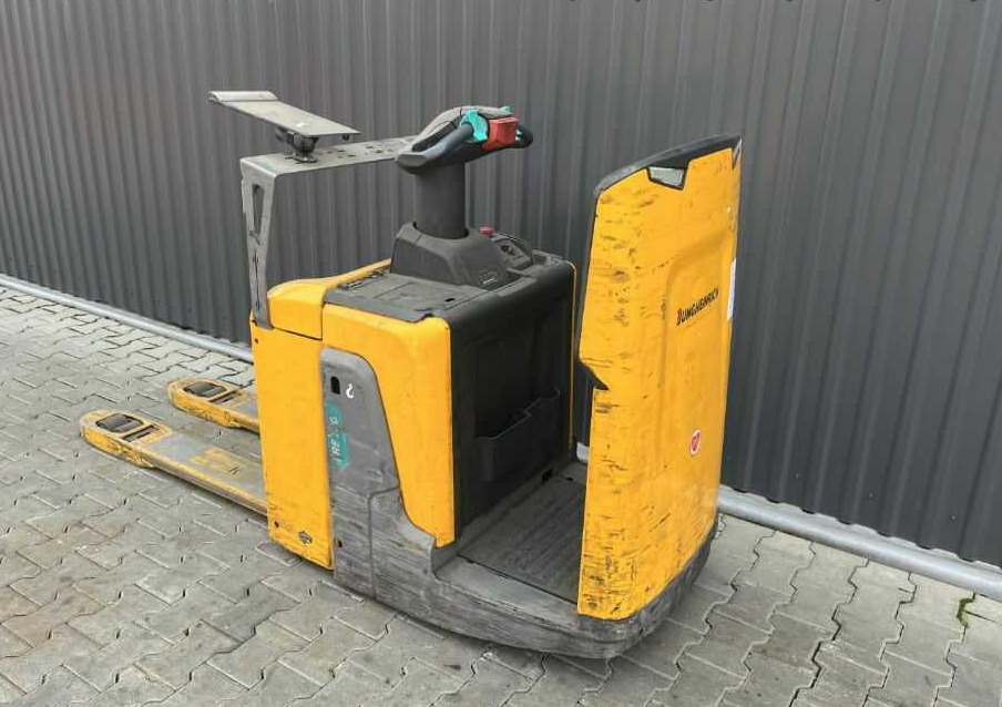 Jungheinrich ERE120 - Μηχάνημα στοίβαξης: φωτογραφία 3 Jungheinrich ERE120 - Μηχάνημα στοίβαξης: φωτογραφία 3