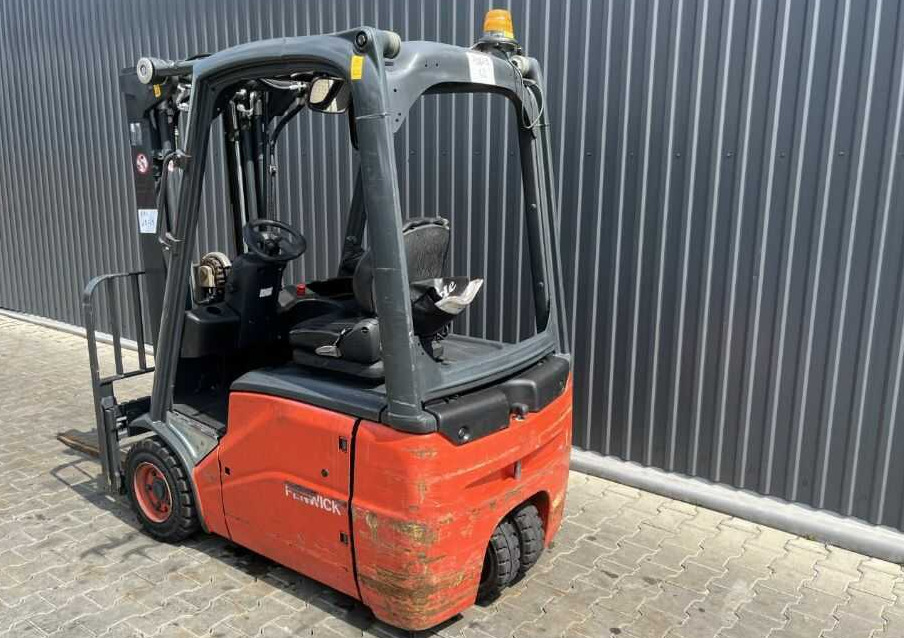 Linde E14-01 - Ηλεκτροκίνητο περονοφόρο: φωτογραφία 3 Linde E14-01 - Ηλεκτροκίνητο περονοφόρο: φωτογραφία 3