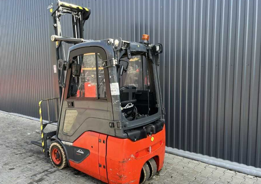 Linde E15-02 - Ηλεκτροκίνητο περονοφόρο: φωτογραφία 3 Linde E15-02 - Ηλεκτροκίνητο περονοφόρο: φωτογραφία 3