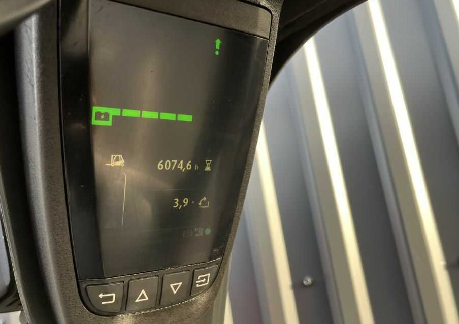 Linde E16-02 - Ηλεκτροκίνητο περονοφόρο: φωτογραφία 5 Linde E16-02 - Ηλεκτροκίνητο περονοφόρο: φωτογραφία 5