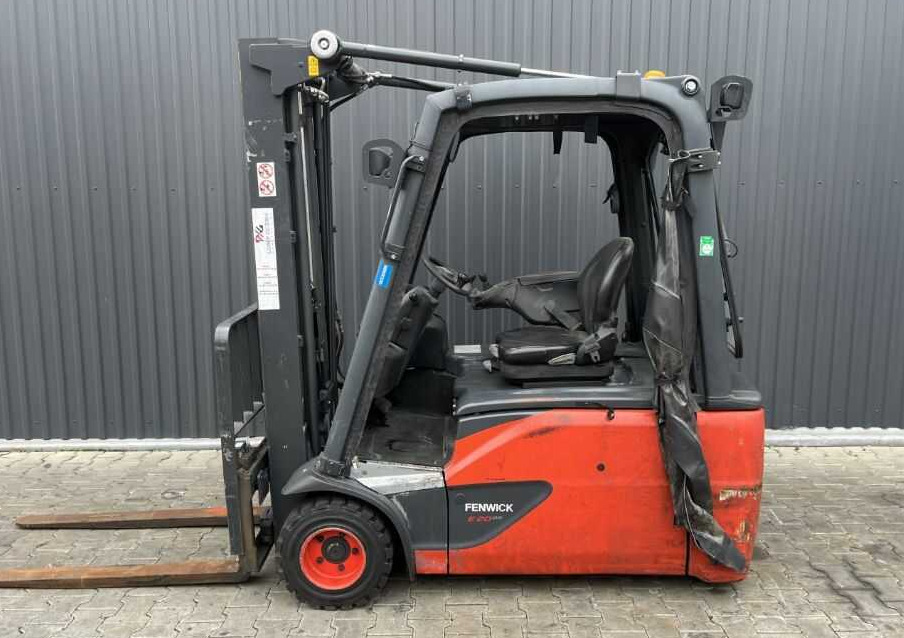 Linde E20L-02 - Ηλεκτροκίνητο περονοφόρο: φωτογραφία 2 Linde E20L-02 - Ηλεκτροκίνητο περονοφόρο: φωτογραφία 2