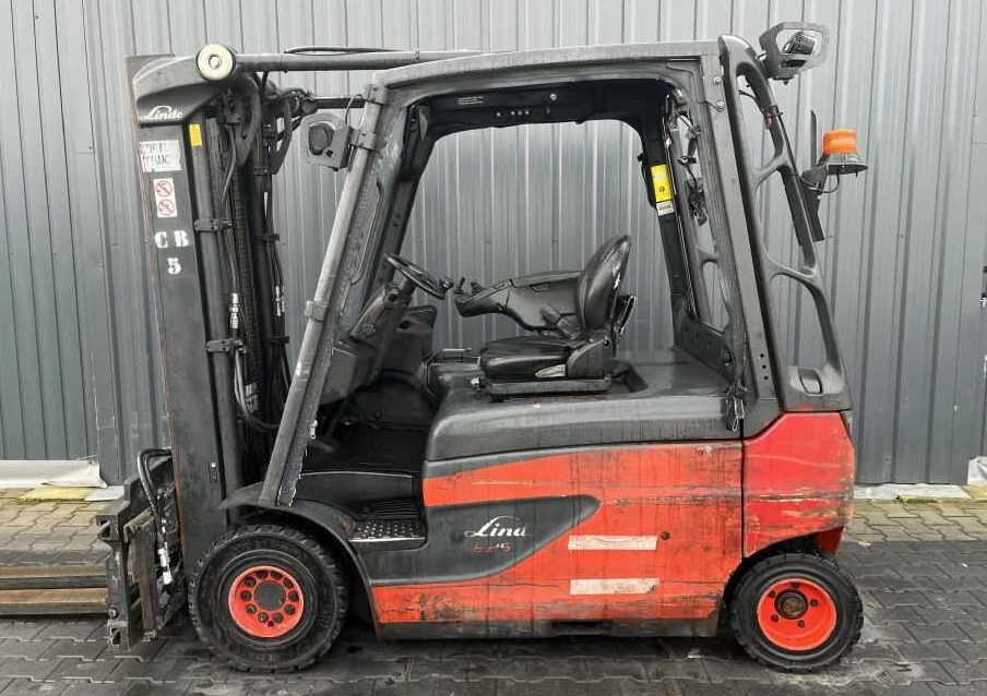 Linde E25L-01 - Ηλεκτροκίνητο περονοφόρο: φωτογραφία 2 Linde E25L-01 - Ηλεκτροκίνητο περονοφόρο: φωτογραφία 2