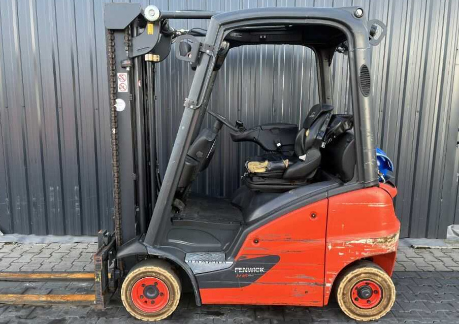 Linde H16T-01 - Υγραεριοκίνητο περονοφόρο: φωτογραφία 2 Linde H16T-01 - Υγραεριοκίνητο περονοφόρο: φωτογραφία 2