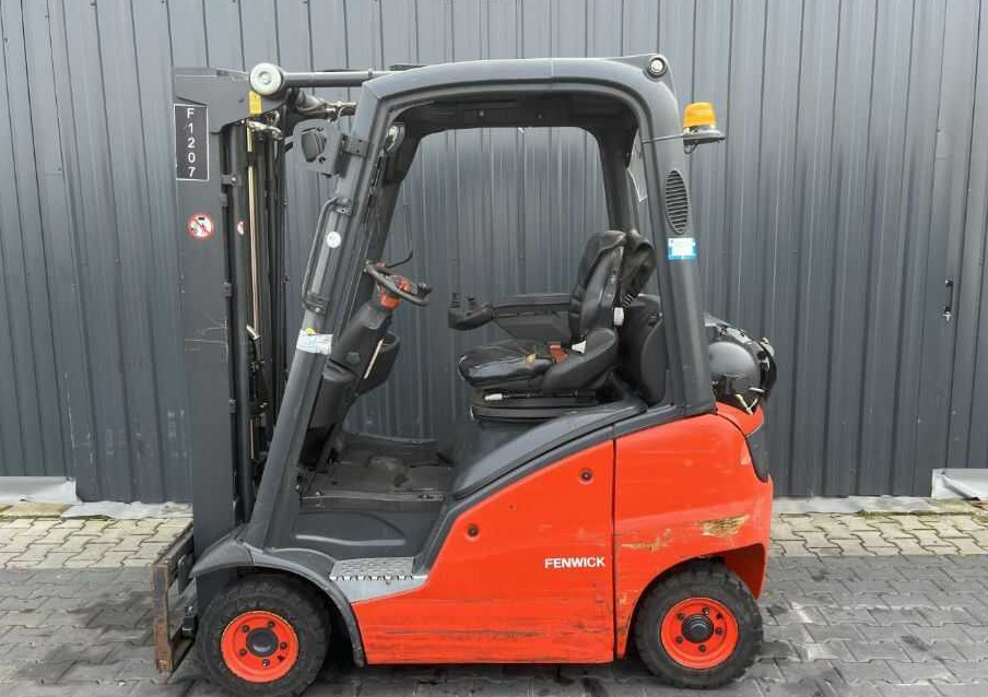 Linde H16T-01 - Υγραεριοκίνητο περονοφόρο: φωτογραφία 2 Linde H16T-01 - Υγραεριοκίνητο περονοφόρο: φωτογραφία 2
