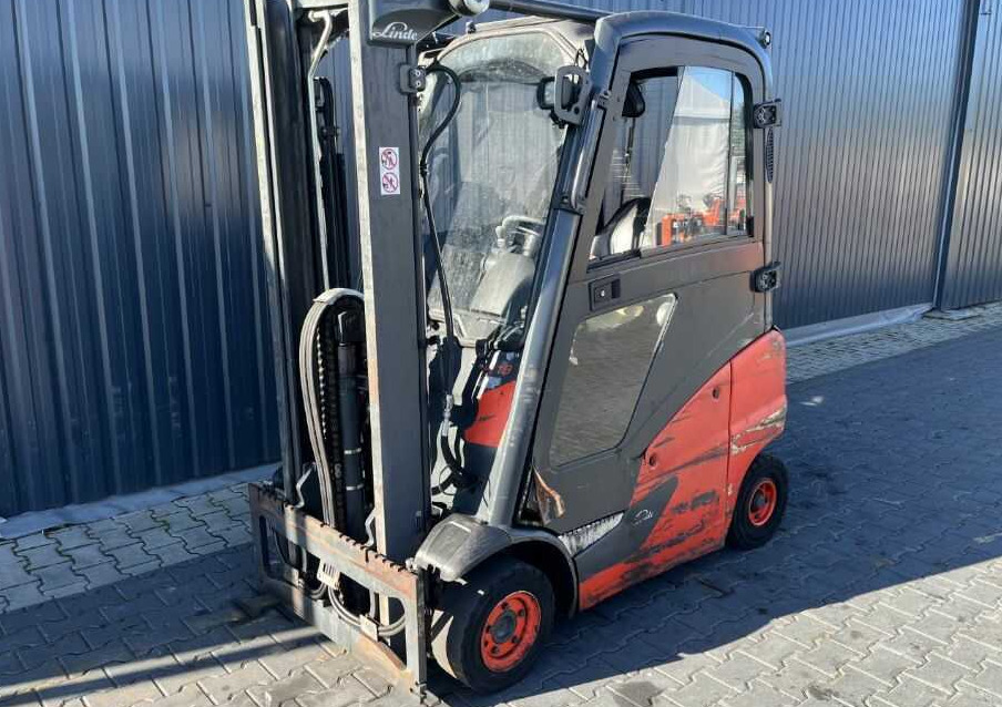 Linde H18T-01 - Υγραεριοκίνητο περονοφόρο: φωτογραφία 1 Linde H18T-01 - Υγραεριοκίνητο περονοφόρο: φωτογραφία 1