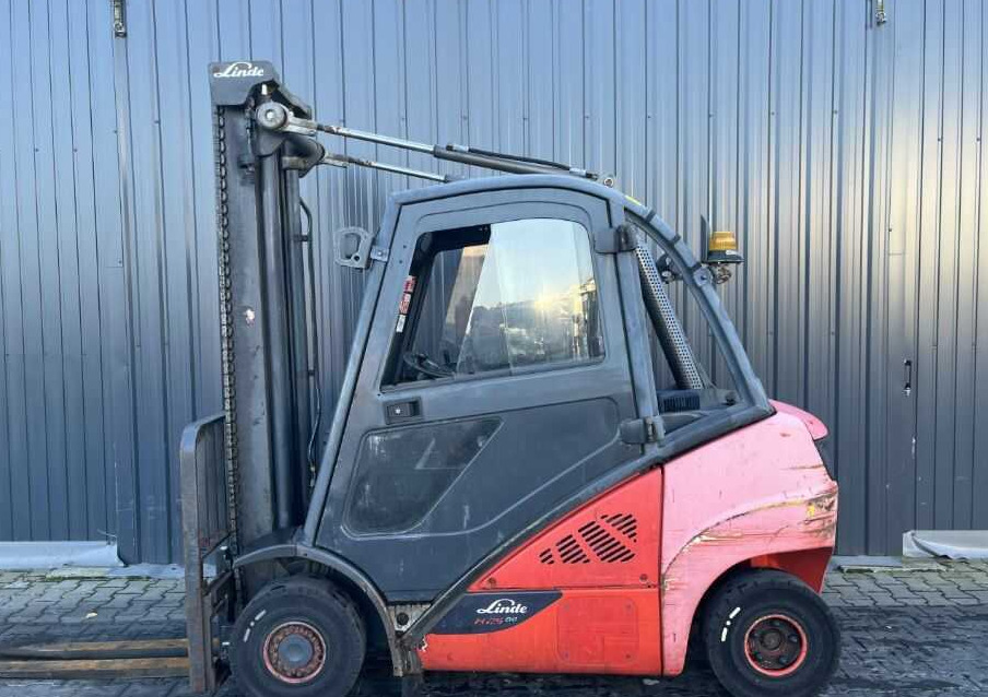 Linde H25D-01 - Πετρελαιοκίνητο περονοφόρο: φωτογραφία 2 Linde H25D-01 - Πετρελαιοκίνητο περονοφόρο: φωτογραφία 2