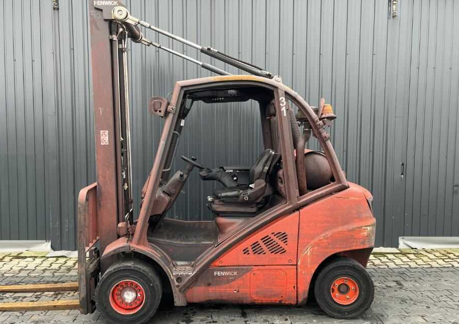 Linde H25T-01 - Υγραεριοκίνητο περονοφόρο: φωτογραφία 1 Linde H25T-01 - Υγραεριοκίνητο περονοφόρο: φωτογραφία 1