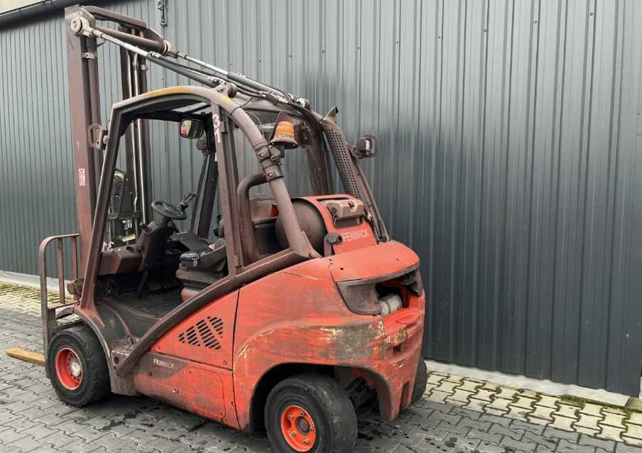 Linde H25T-01 - Υγραεριοκίνητο περονοφόρο: φωτογραφία 2 Linde H25T-01 - Υγραεριοκίνητο περονοφόρο: φωτογραφία 2