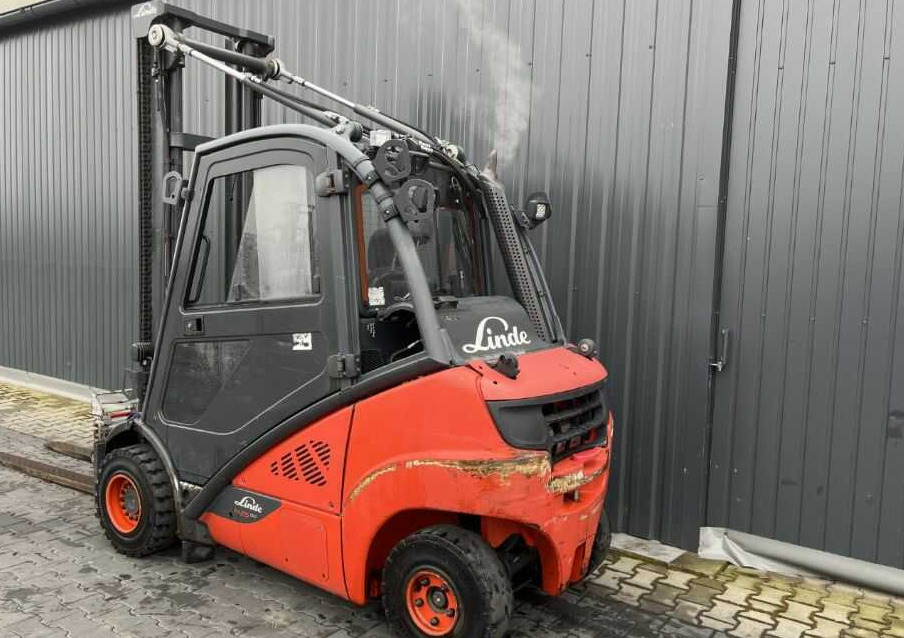 Linde H25T-02 - Υγραεριοκίνητο περονοφόρο: φωτογραφία 3 Linde H25T-02 - Υγραεριοκίνητο περονοφόρο: φωτογραφία 3