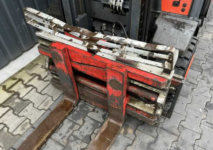 Υγραεριοκίνητο περονοφόρο Linde H25T-02: φωτογραφία 10