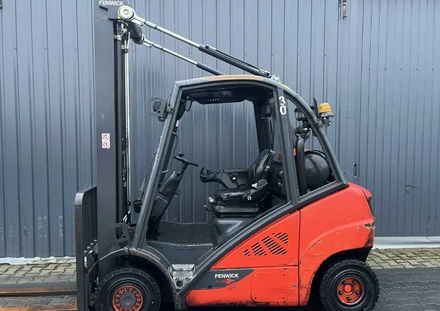 Linde H25T-02 - Υγραεριοκίνητο περονοφόρο: φωτογραφία 3 Linde H25T-02 - Υγραεριοκίνητο περονοφόρο: φωτογραφία 3