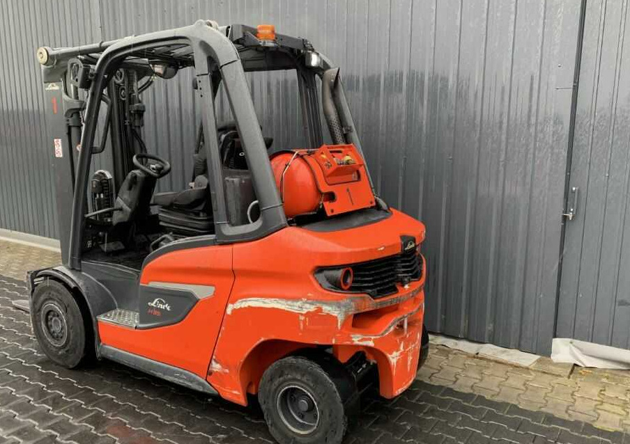 Linde H35T-01 - Υγραεριοκίνητο περονοφόρο: φωτογραφία 3 Linde H35T-01 - Υγραεριοκίνητο περονοφόρο: φωτογραφία 3
