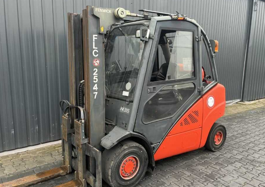 Linde H35T-01 - Υγραεριοκίνητο περονοφόρο: φωτογραφία 1 Linde H35T-01 - Υγραεριοκίνητο περονοφόρο: φωτογραφία 1