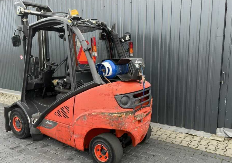 Linde H35T-01 - Υγραεριοκίνητο περονοφόρο: φωτογραφία 3 Linde H35T-01 - Υγραεριοκίνητο περονοφόρο: φωτογραφία 3