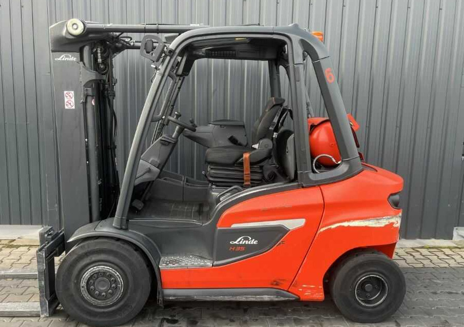 Linde H35T-01 - Υγραεριοκίνητο περονοφόρο: φωτογραφία 2 Linde H35T-01 - Υγραεριοκίνητο περονοφόρο: φωτογραφία 2