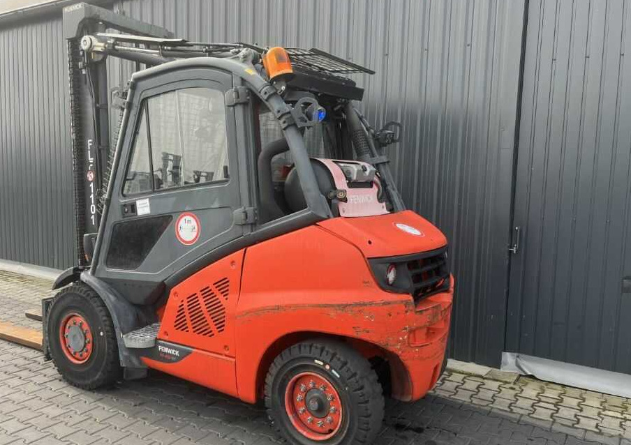 Linde H45T-02 - Υγραεριοκίνητο περονοφόρο: φωτογραφία 3 Linde H45T-02 - Υγραεριοκίνητο περονοφόρο: φωτογραφία 3