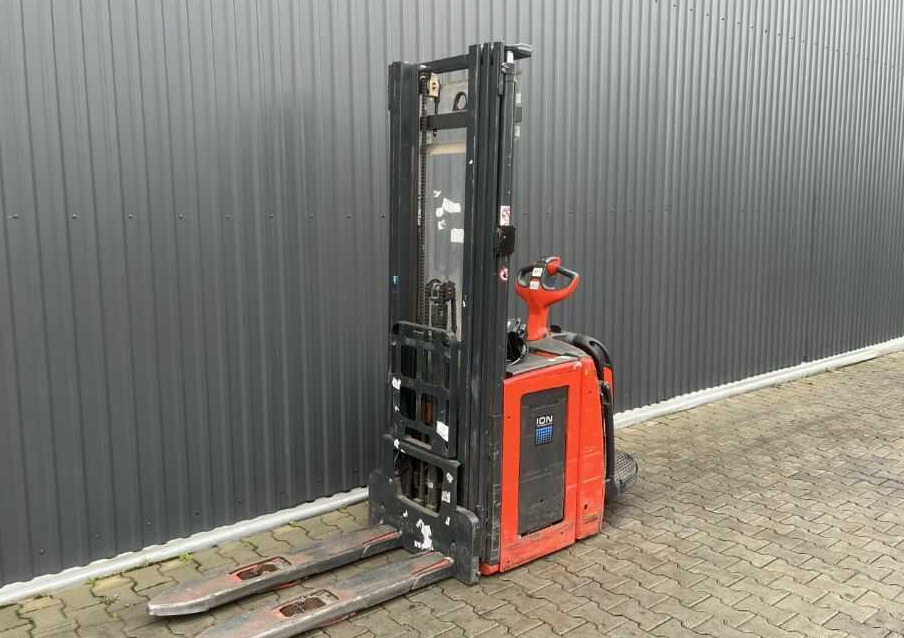 Linde L14APi - Μηχάνημα στοίβαξης: φωτογραφία 1 Linde L14APi - Μηχάνημα στοίβαξης: φωτογραφία 1