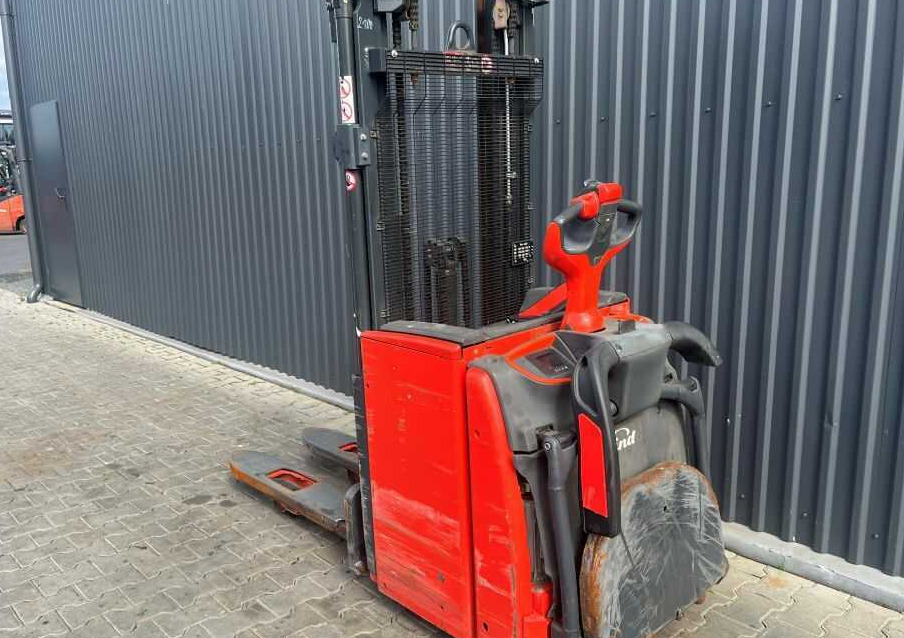 Linde L14APi - Μηχάνημα στοίβαξης: φωτογραφία 3 Linde L14APi - Μηχάνημα στοίβαξης: φωτογραφία 3